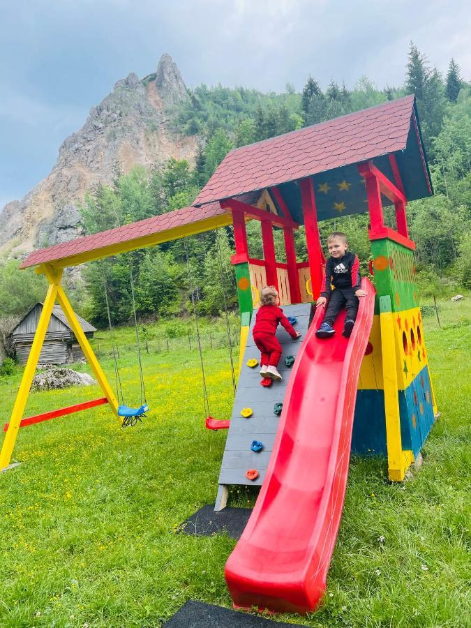 Pensiunea Cheile Sugaului Bauernhof Bicaz-Chei